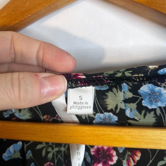 Lauren Conrad Whimsical Fairy Core Floral Under Layer Top Side Floral Ties Sz SM - Picture 10 of 11